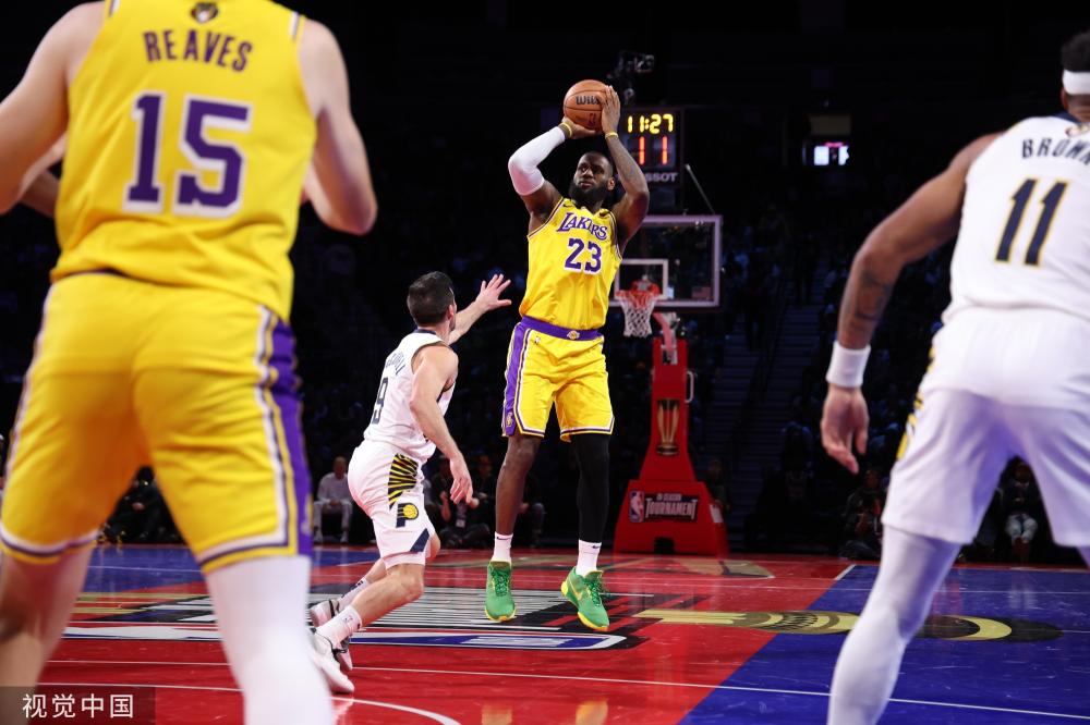 通过中场的 通过中场的